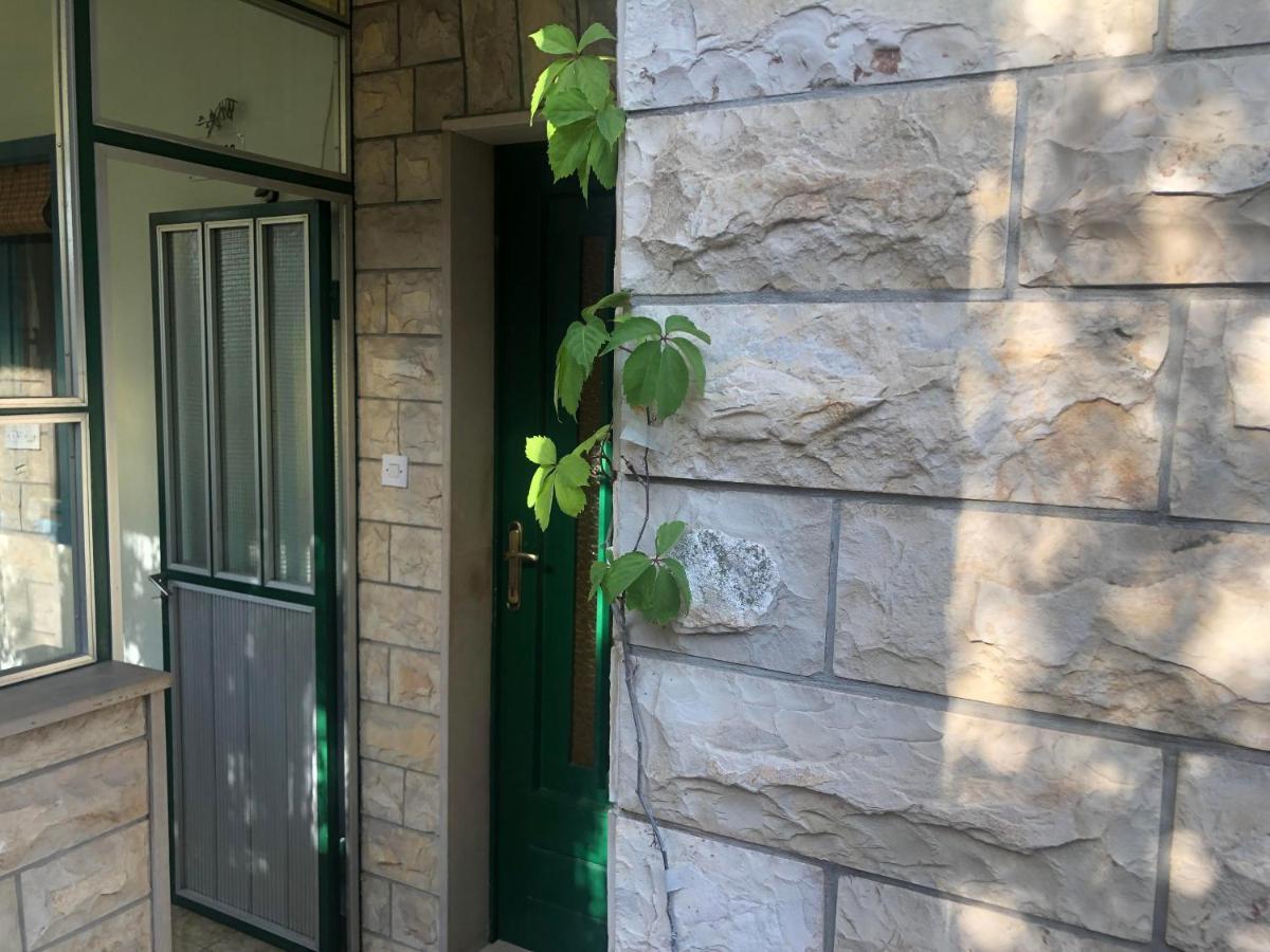 Garden Apartman Сплит Екстериор снимка